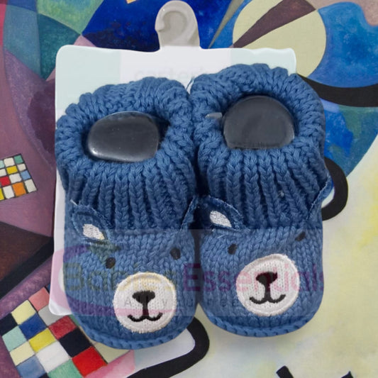 Newborn woolen booties