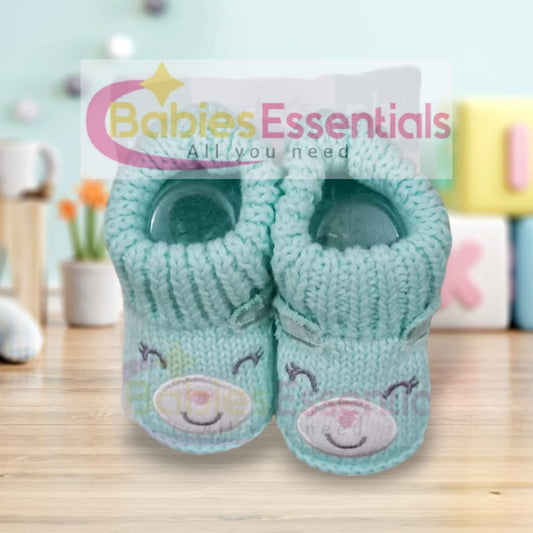 Newborn woolen booties